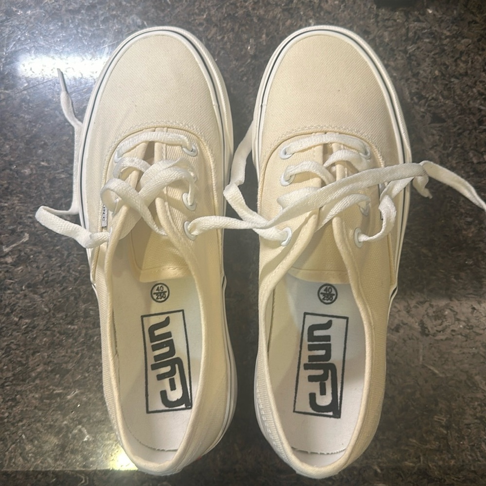 nwot size 9.5 i thought i bought 10